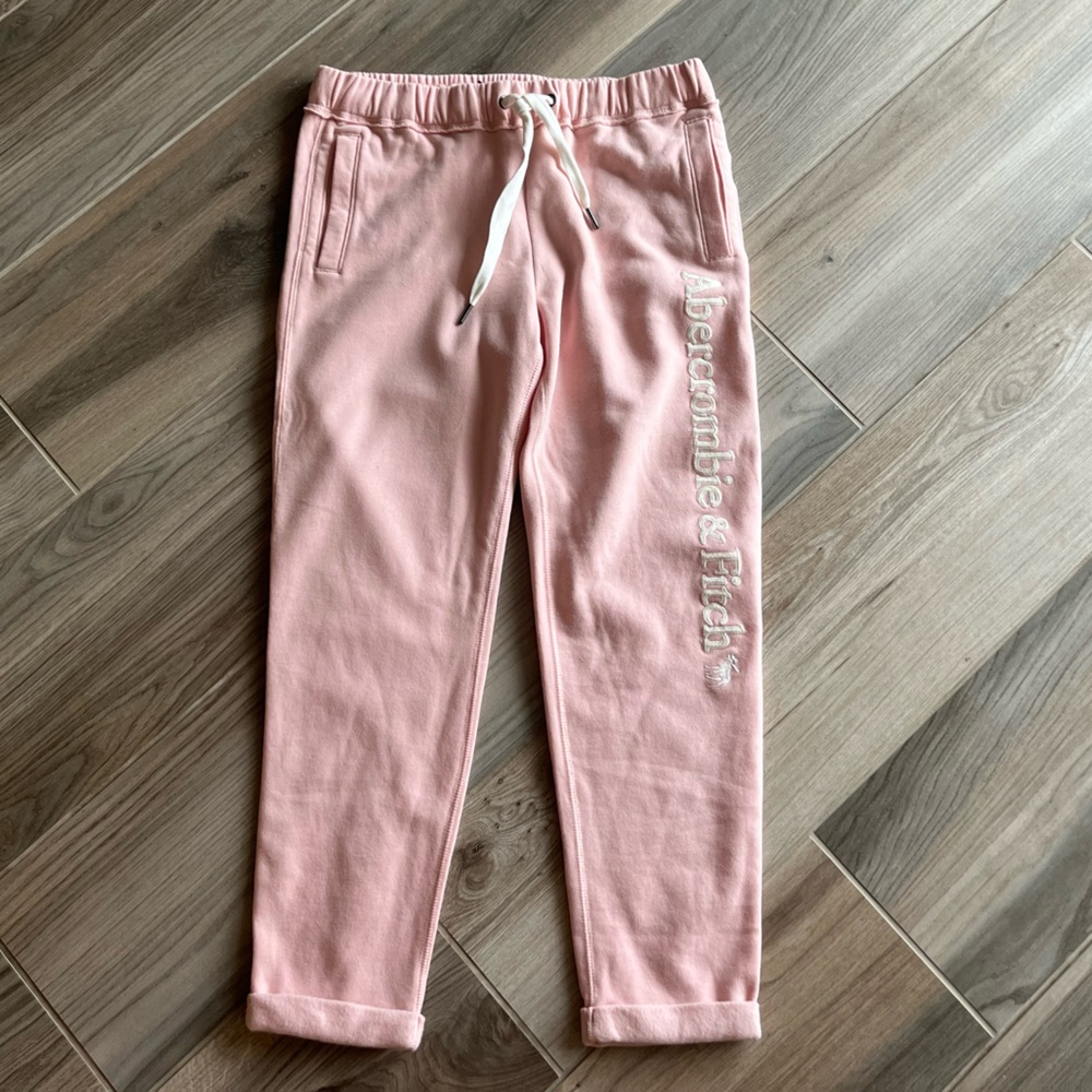 Abercrombie & Fitch pink joggers, Size: Medium - Picture 3 of 9